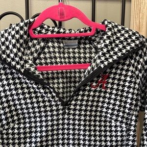 Columbia Black and White Houndstooth Pullover Small Alabama fleece